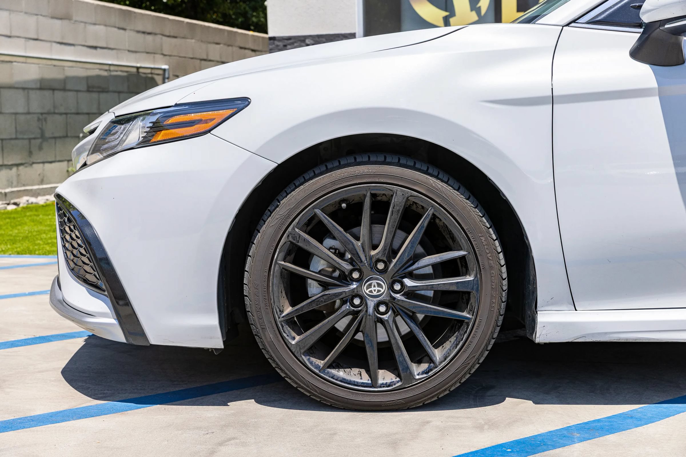 Used 2023 Toyota Camry XSE FWD image 35