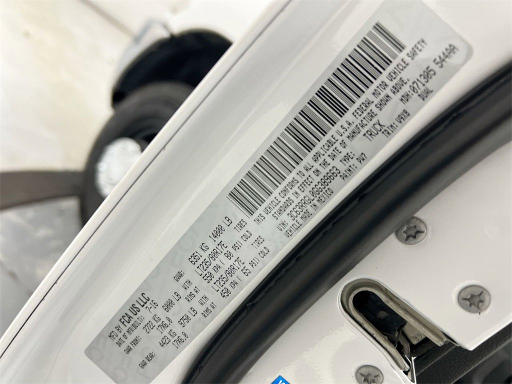 Used 2016 RAM 3500 Tradesman w/ Chrome Appearance Group image 26