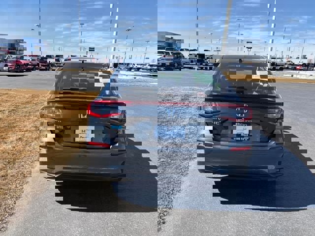 Used 2023 Honda Civic LX image 4