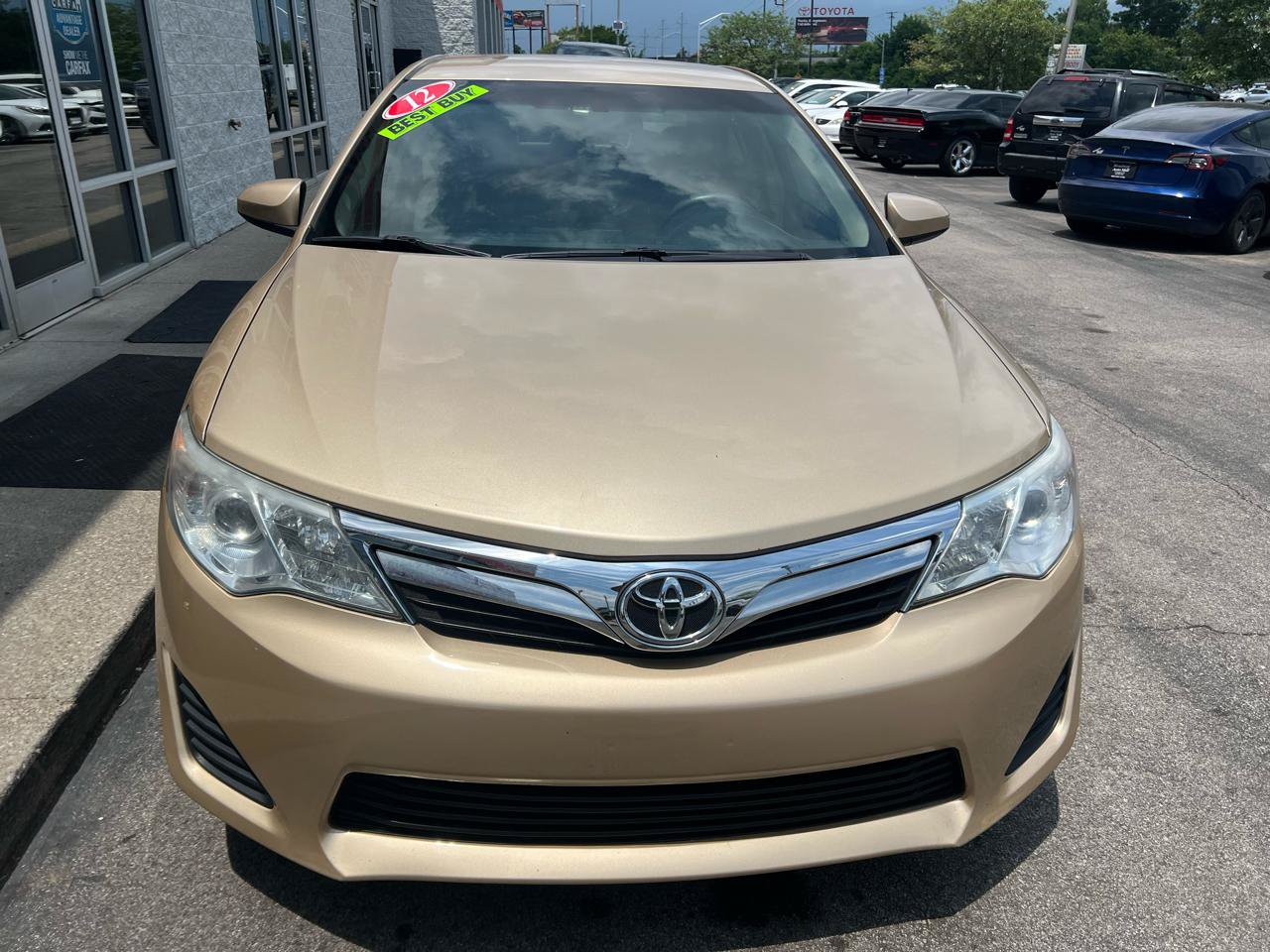 Used 2012 Toyota Camry LE FWD image 10