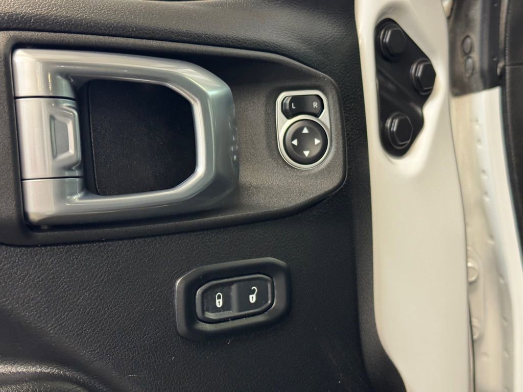 Used 2022 Jeep Wrangler Unlimited Sport image 10