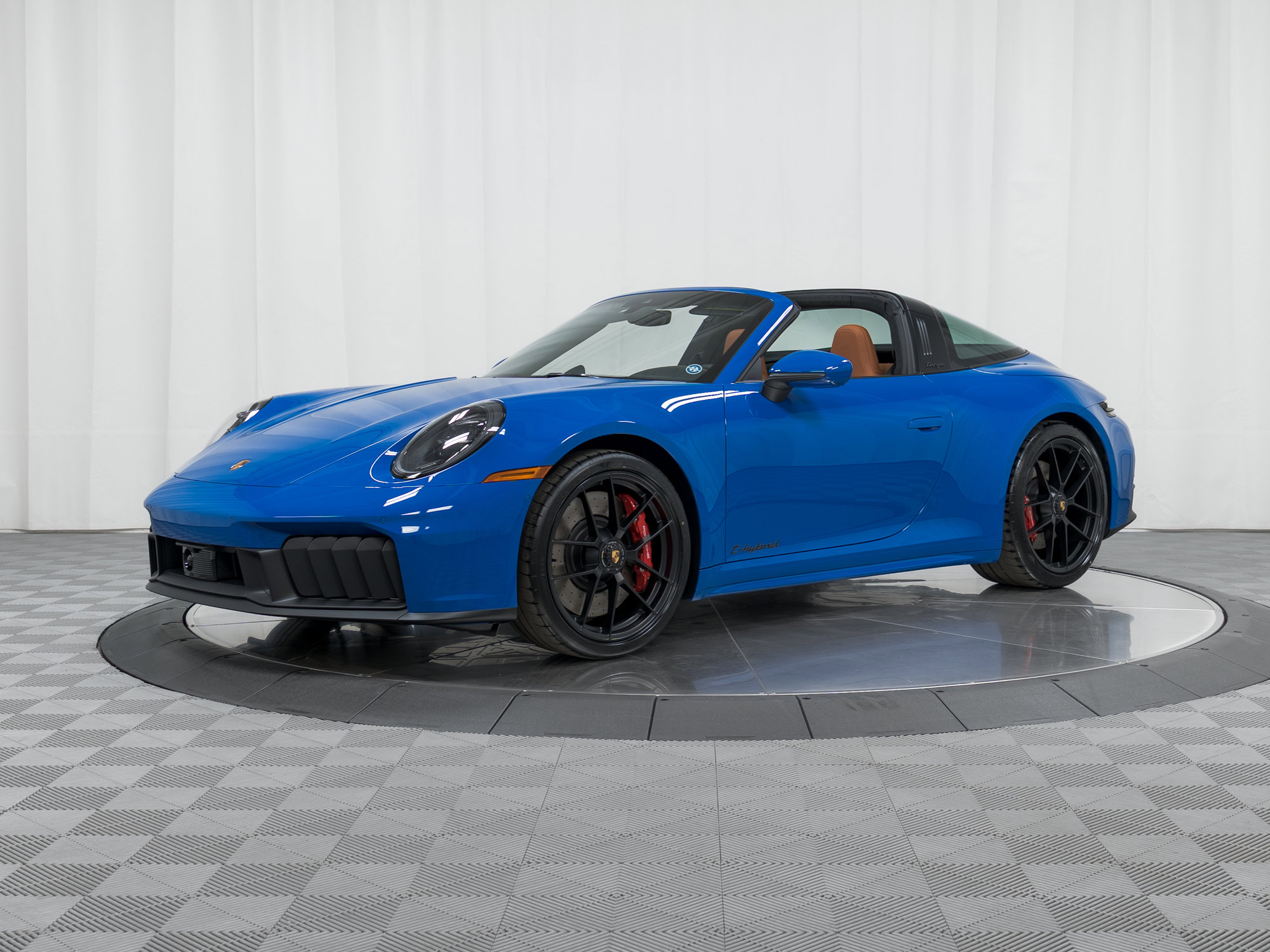 Used 2026 Porsche 911 Targa 4 GTS image 1