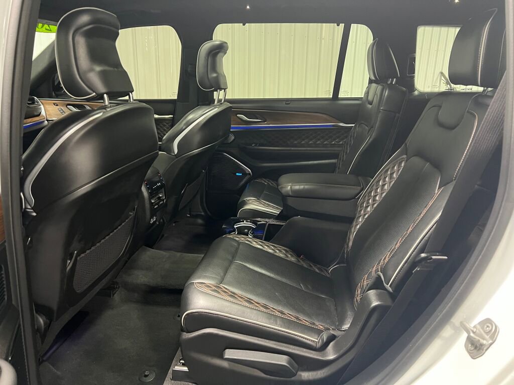 Used 2021 Jeep Grand Cherokee L Summit w/ Advanced Protech Group IV image 5