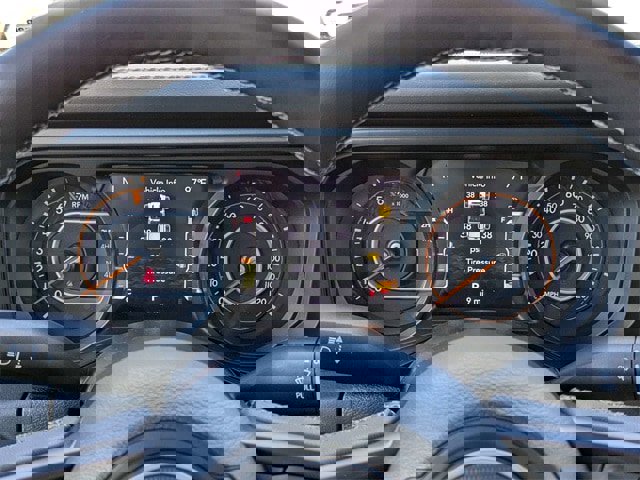 New 2025 Jeep Gladiator Rubicon w/ Convenience Group image 26