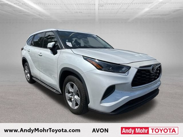 Used 2022 Toyota Highlander L FWD image 1