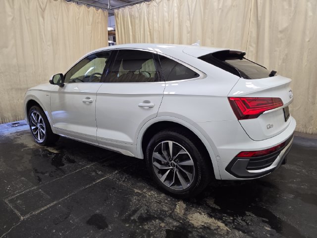 Certified 2023 Audi Q5 2.0T Prestige w/ Prestige Package AWD/4WD image 9