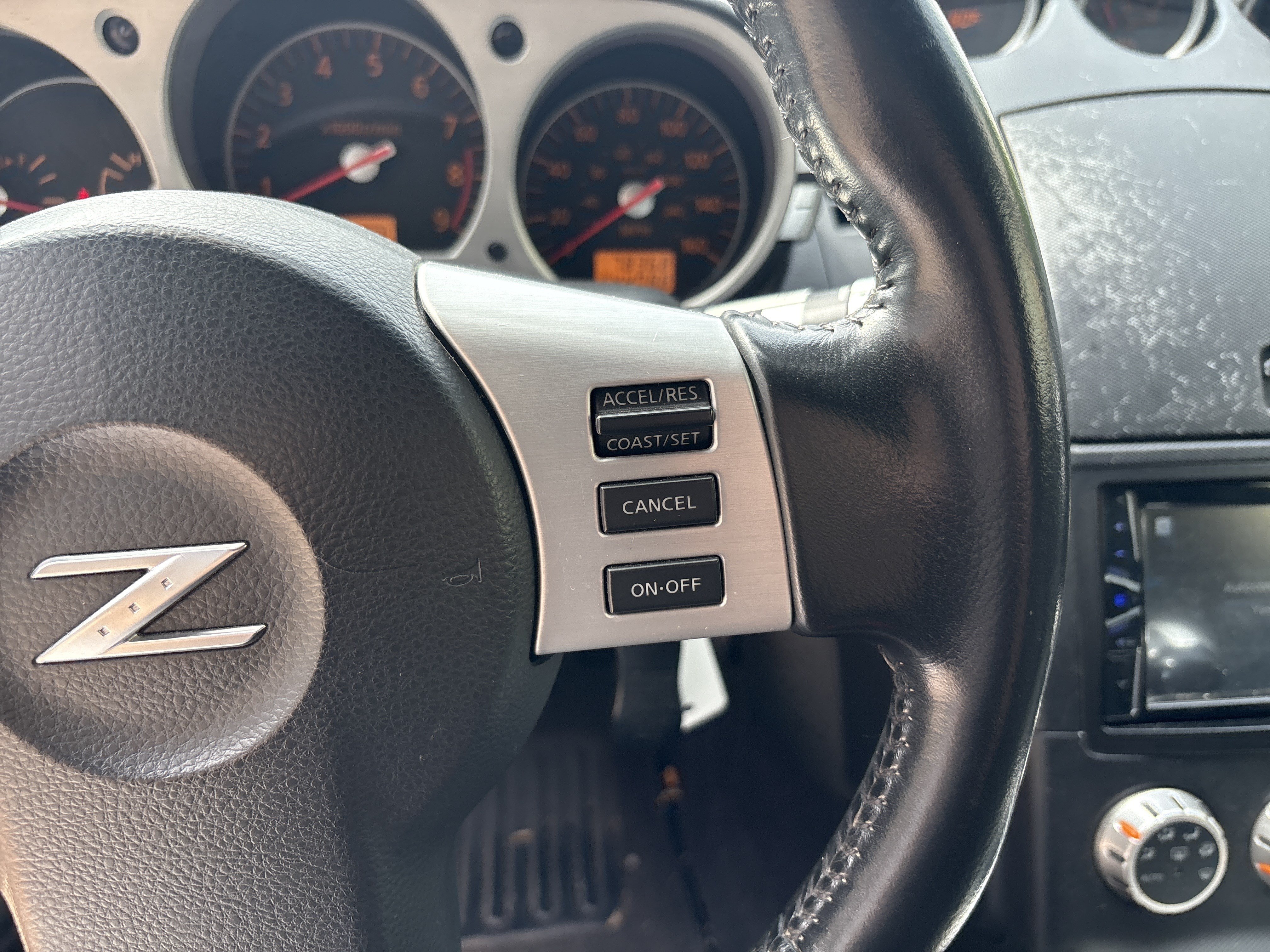 Used 2008 Nissan 350Z Touring RWD image 20