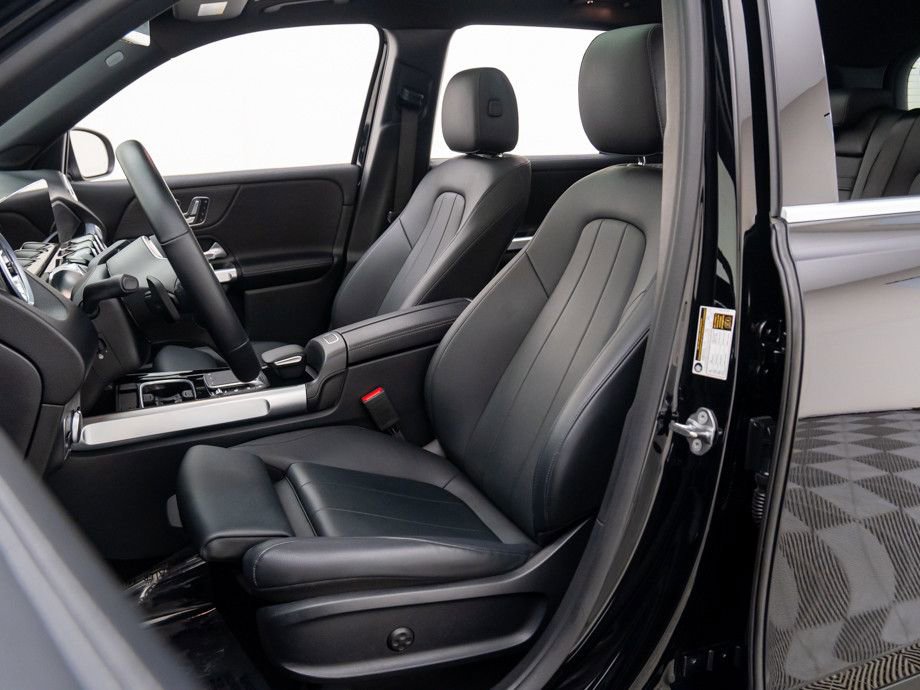 Used 2023 Mercedes-Benz GLB 250 4MATIC image 17