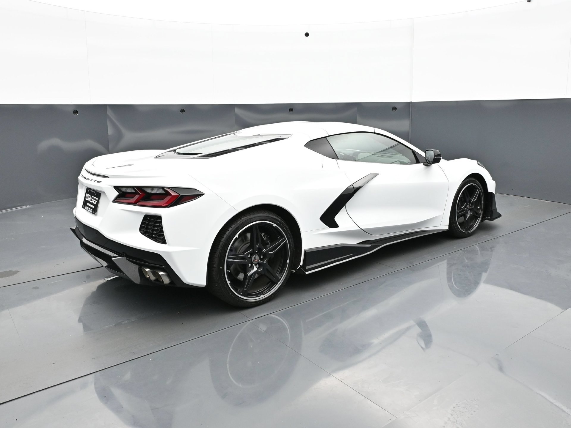 Used 2022 Chevrolet Corvette Stingray Coupe w/ Z51 Performance Package RWD image 7