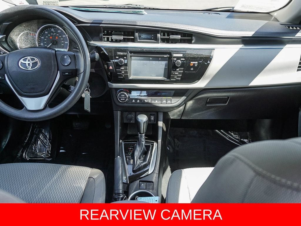Used 2015 Toyota Corolla LE FWD image 14