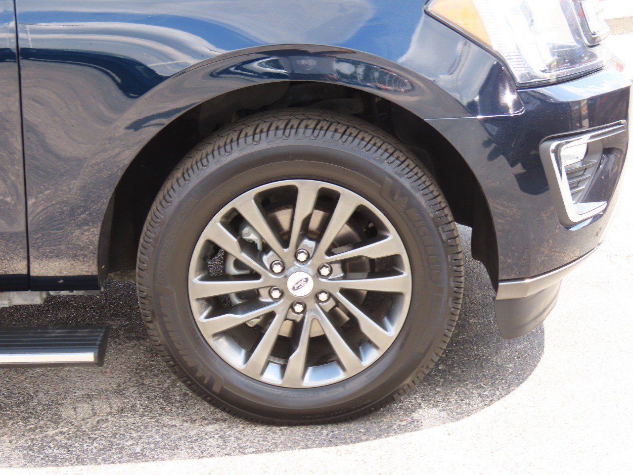 Certified 2021 Ford Expedition Limited image 7