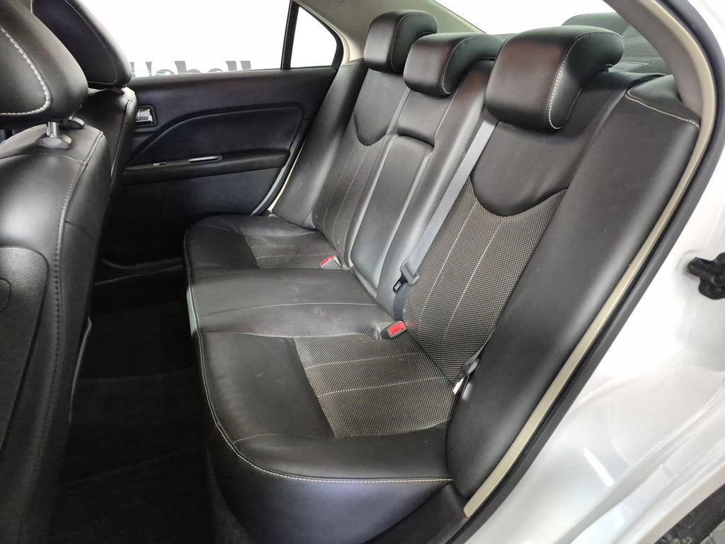 Used 2010 Mercury Milan Premier image 22