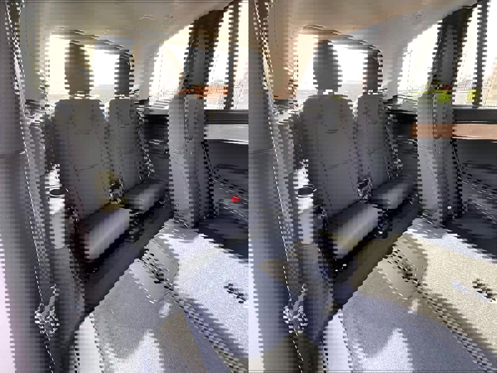 New 2026 Volvo XC90 B5 Plus w/ Protection Package image 28