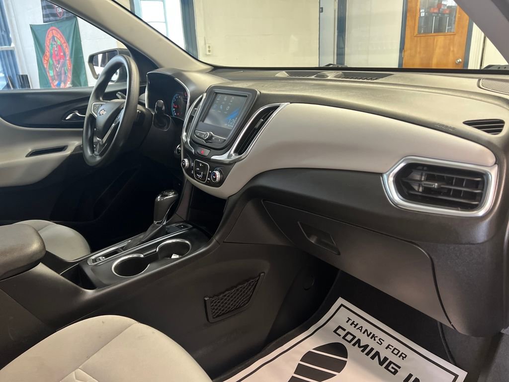 Used 2018 Chevrolet Equinox LS image 39