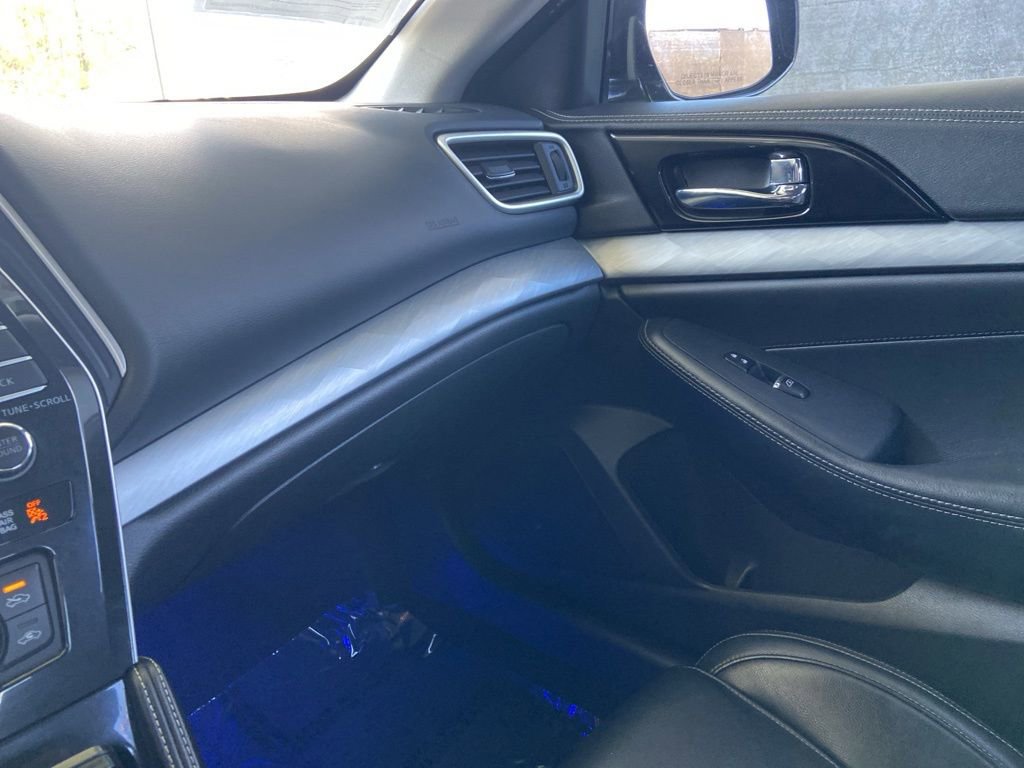 Used 2017 Nissan Maxima 3.5 SV image 35