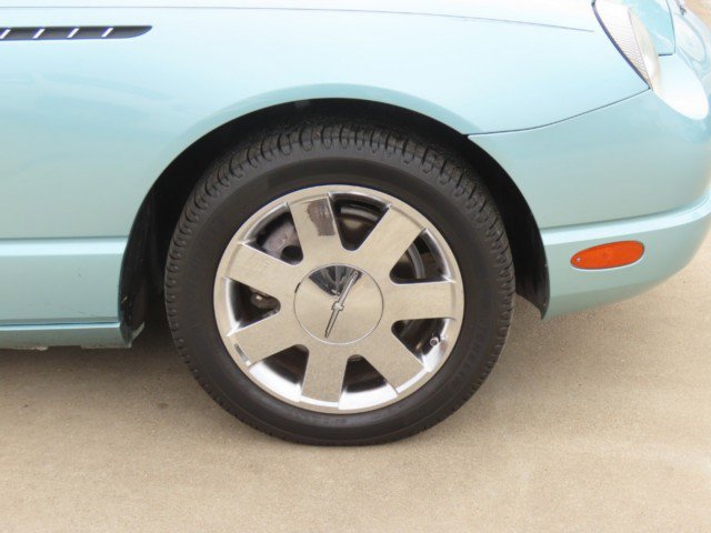 Used 2002 Ford Thunderbird RWD image 8