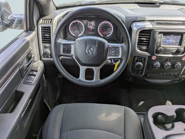Used 2024 RAM 1500 Warlock AWD/4WD image 16