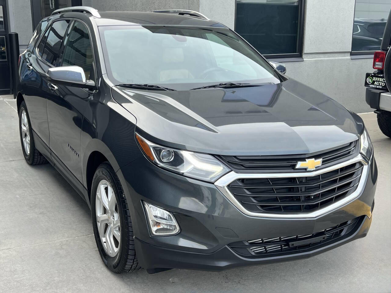 Used 2018 Chevrolet Equinox Premier image 7