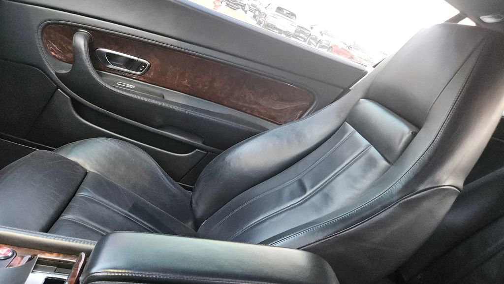 Used 2005 Bentley Continental GT image 48