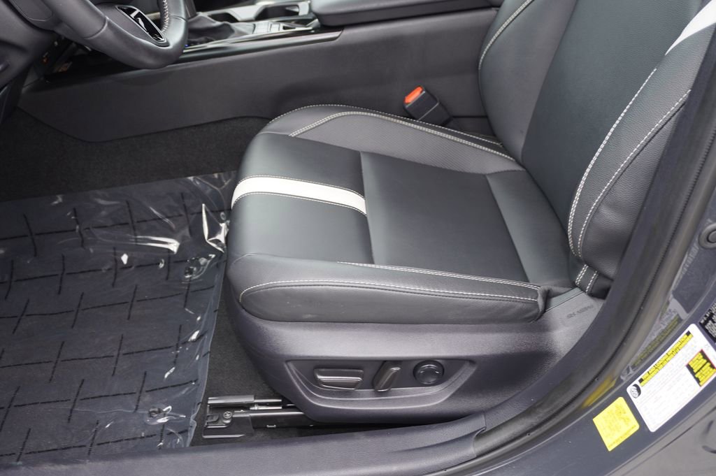 Certified 2025 Toyota Camry SE image 20