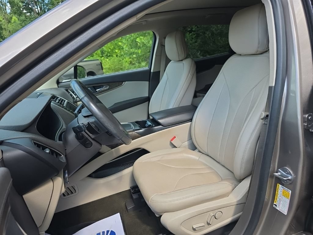 Used 2020 Lincoln Nautilus Reserve w/ Equipment Group 201A AWD/4WD image 11