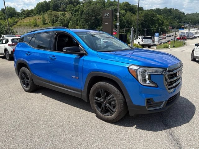 Used 2024 GMC Terrain AT4 w/ Infotainment Package II AWD/4WD image 7