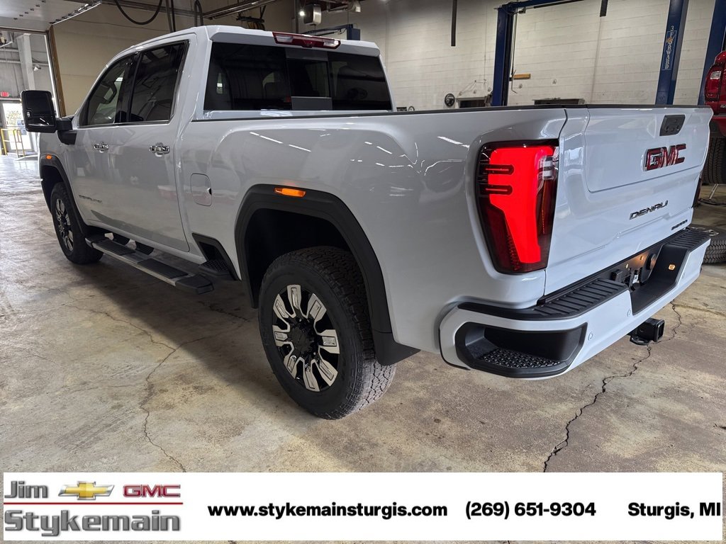 New 2026 GMC Sierra 3500 Denali w/ Denali Reserve Package image 4