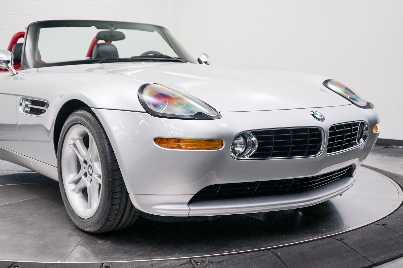 Used 2003 BMW Z8 image 22