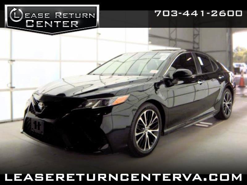 Used 2019 Toyota Camry SE FWD image 1