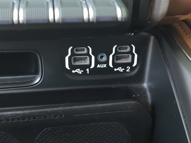 Used 2022 RAM 3500 Limited AWD/4WD image 18