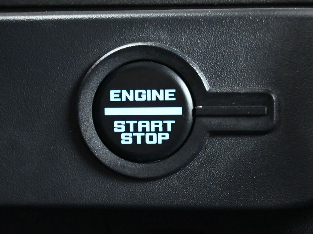 Used 2025 Ford Bronco Badlands image 23