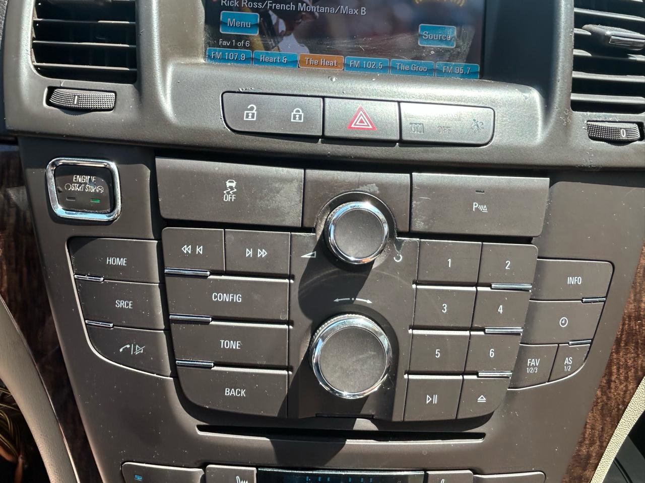 Used 2012 Buick Regal Premium FWD image 22