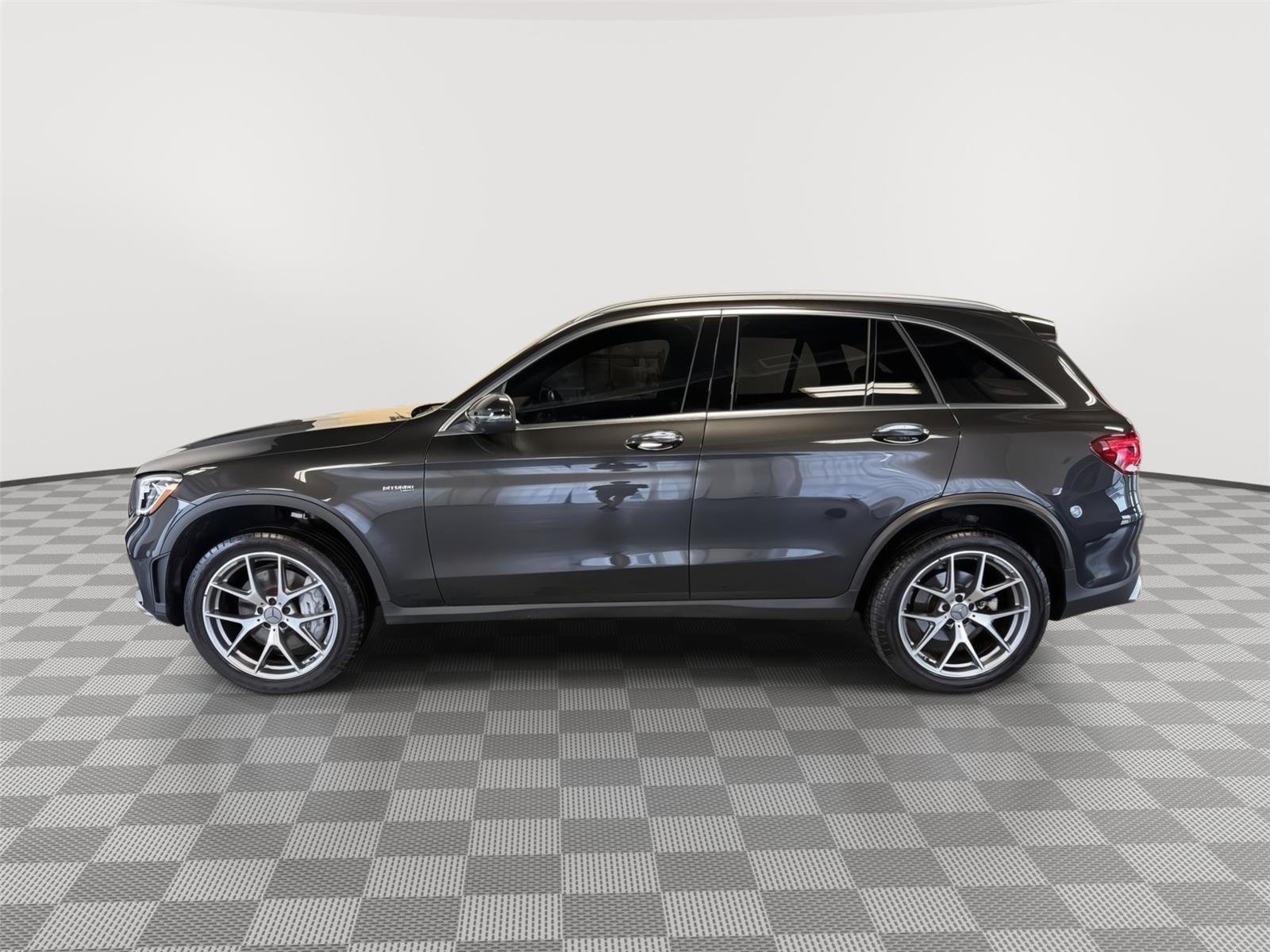 Used 2022 Mercedes-Benz GLC 43 AMG 4MATIC image 2