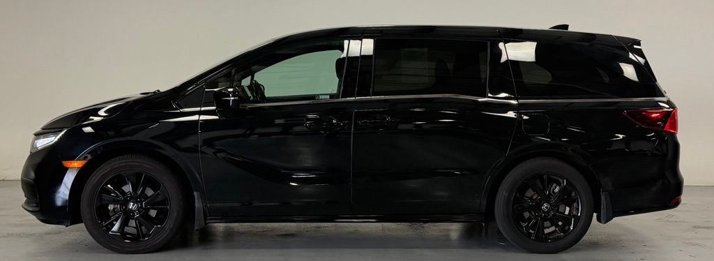 Used 2024 Honda Odyssey Sport image 4