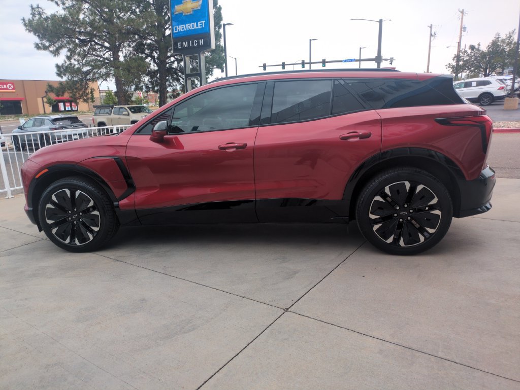 Used 2024 Chevrolet Blazer EV RS AWD/4WD image 2