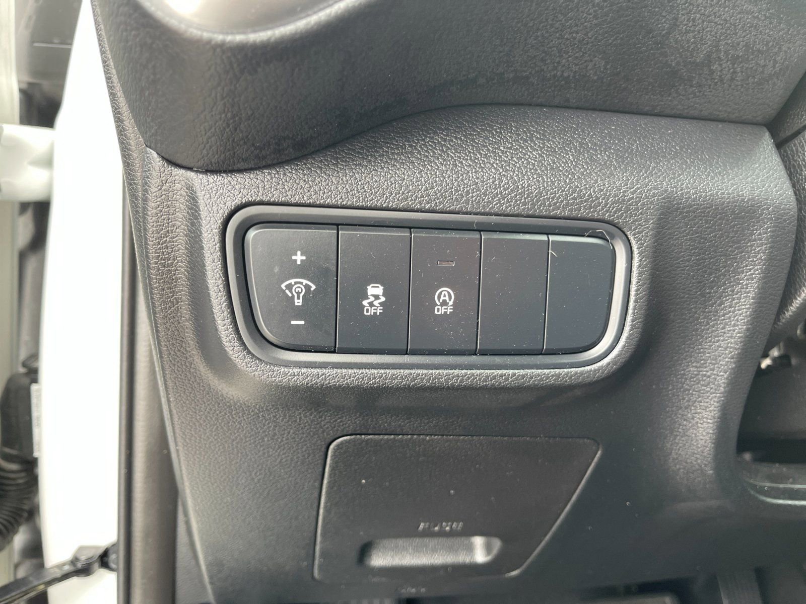 Used 2025 Kia Soul LX image 27