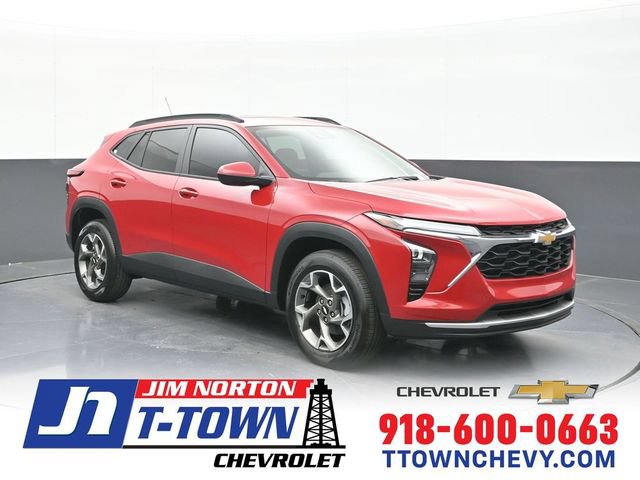 New 2026 Chevrolet Trax LT w/ Sunroof Package FWD image 1