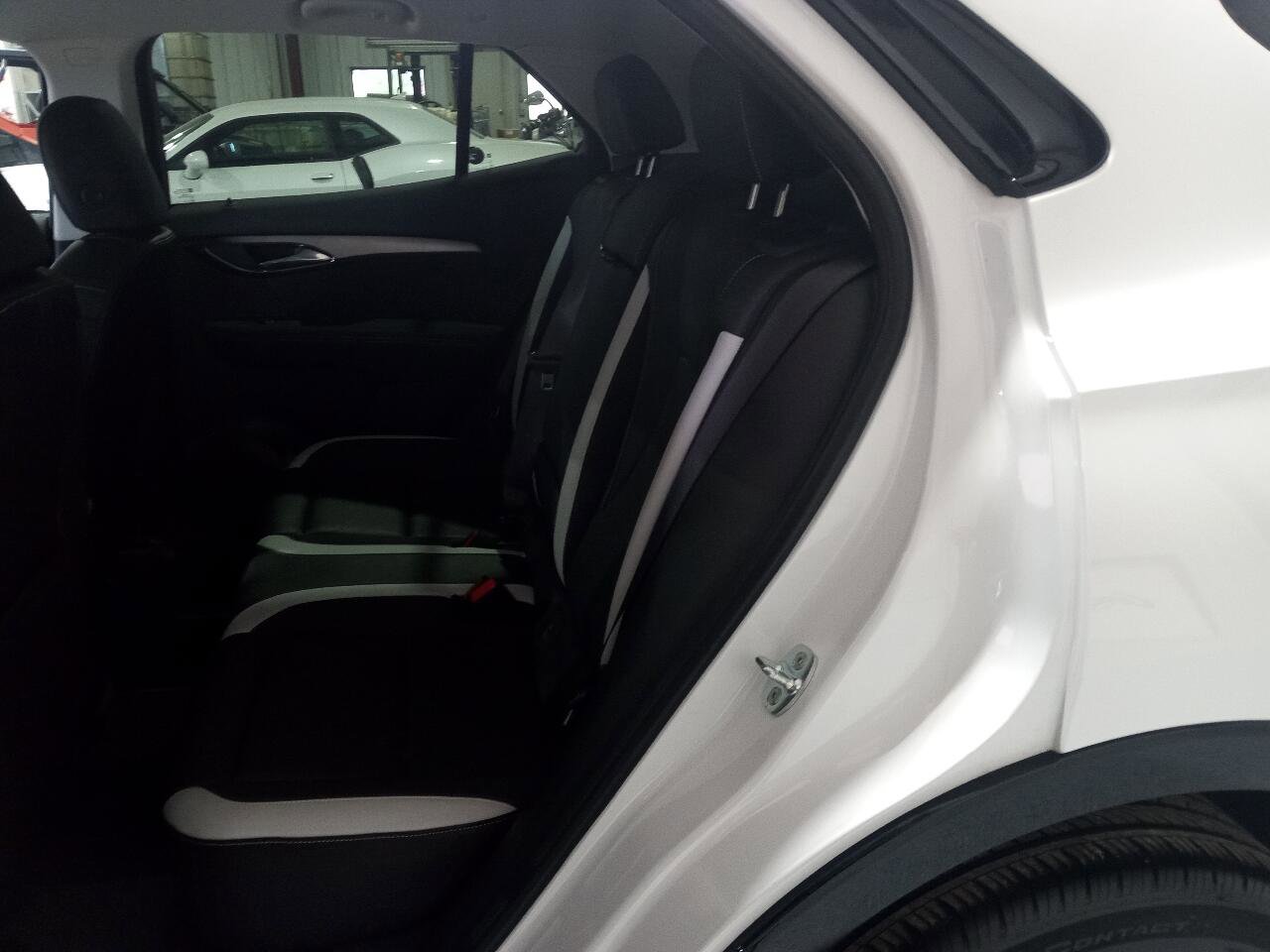 Used 2024 Buick Envision Sport Touring image 8