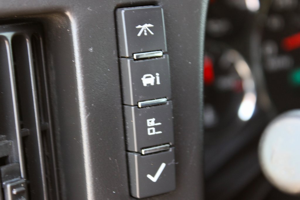 Used 2012 Chevrolet Express 1500 image 18