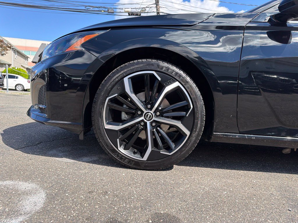 Used 2024 Nissan Altima 2.5 SR FWD image 6