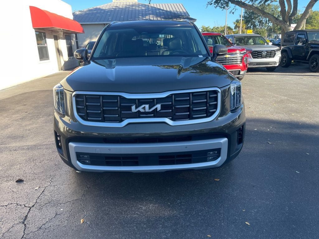 Used 2025 Kia Telluride SX FWD image 9