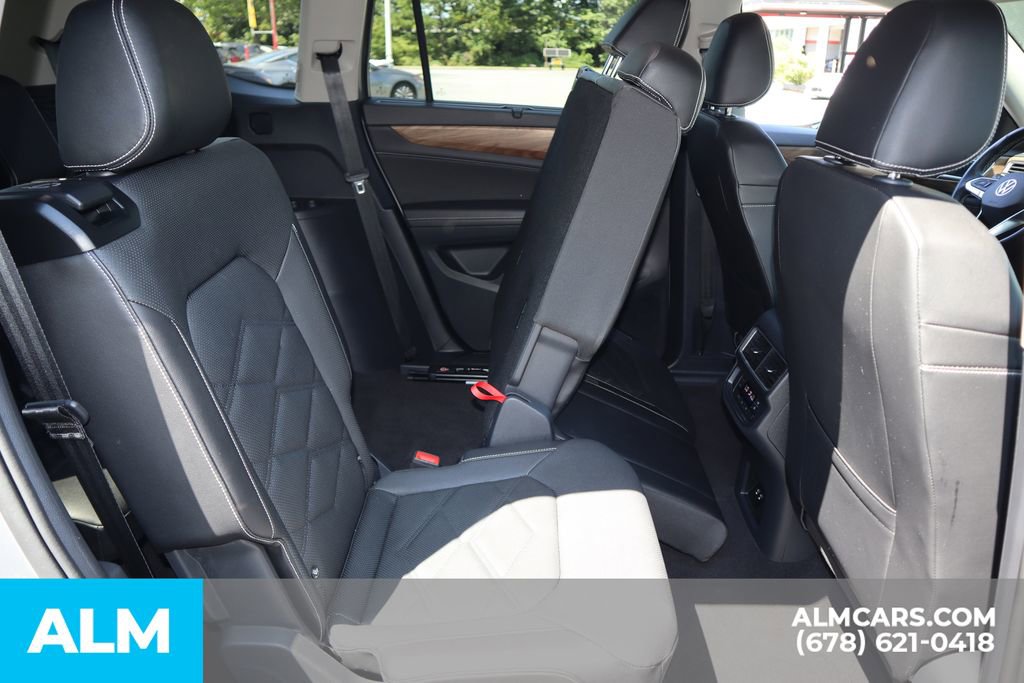 Used 2025 Volkswagen Atlas SE image 27