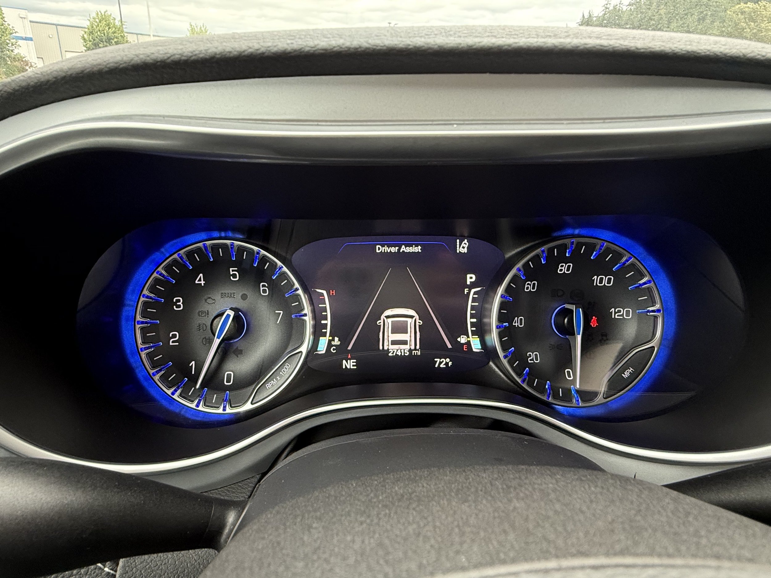 Used 2025 Chrysler Pacifica Select FWD image 31