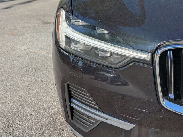 Used 2023 Volvo XC60 B5 Plus image 13