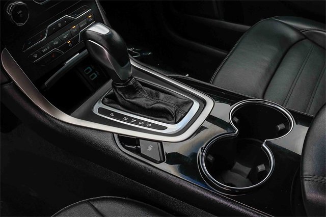 Used 2016 Ford Edge SEL w/ Equipment Group 201A image 21