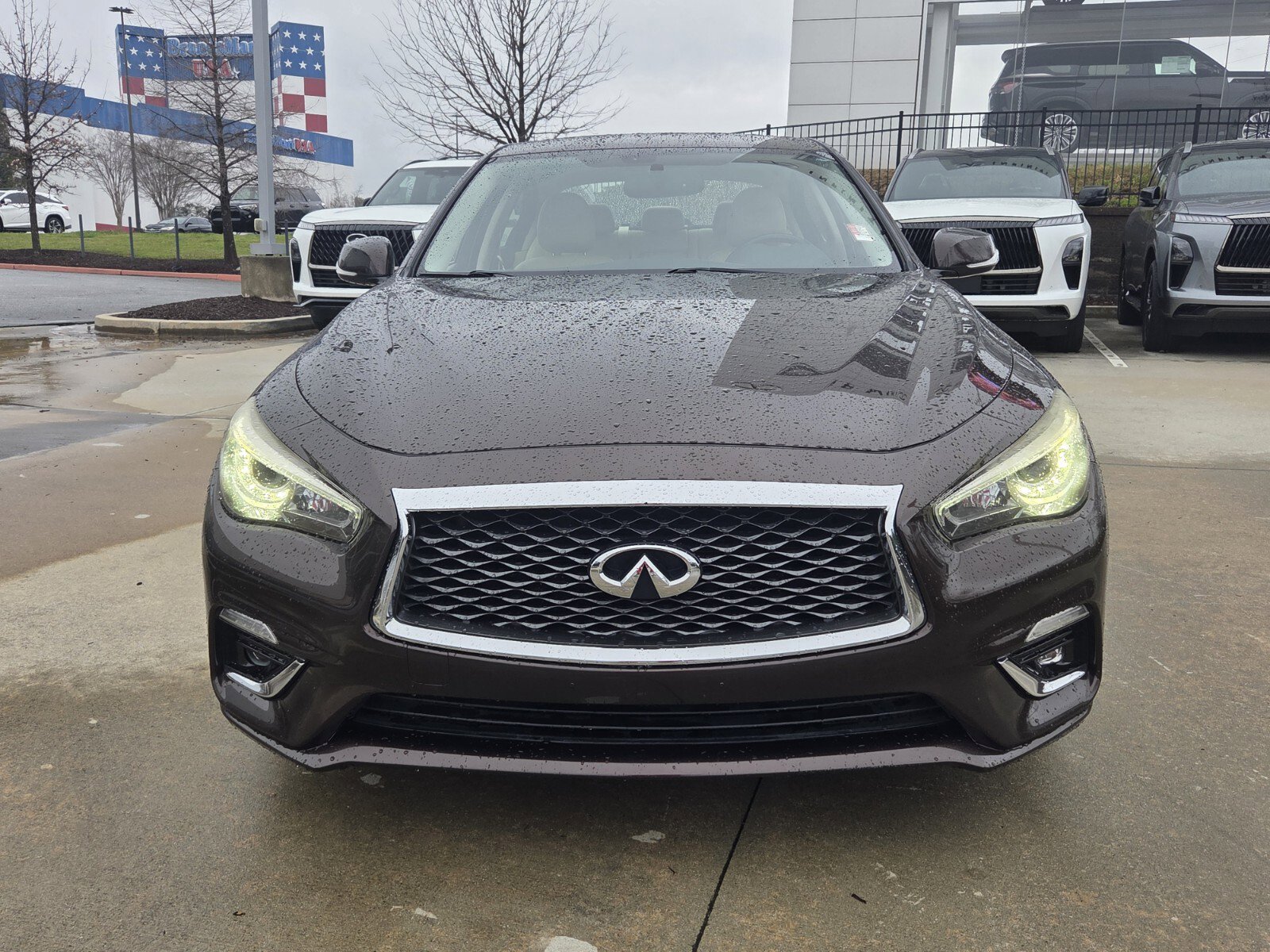 Used 2018 INFINITI Q50 Luxe w/ Essential Package (3.0T Luxe) image 2
