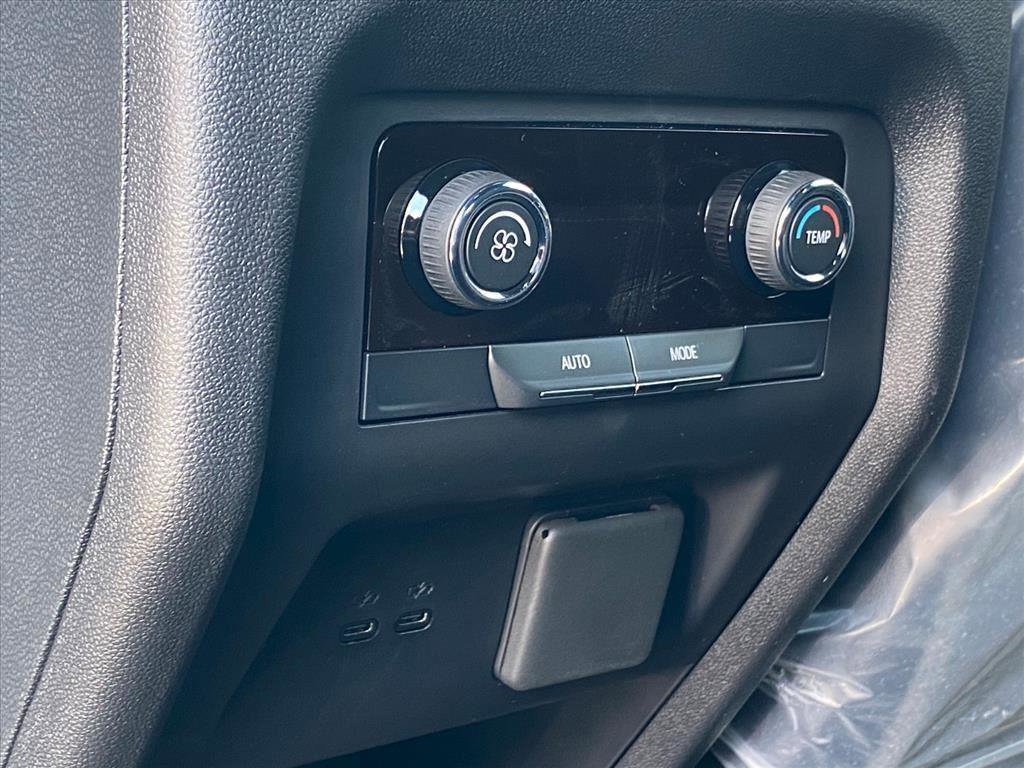 New 2026 Chevrolet Traverse LT w/ Driver Confidence Package image 19