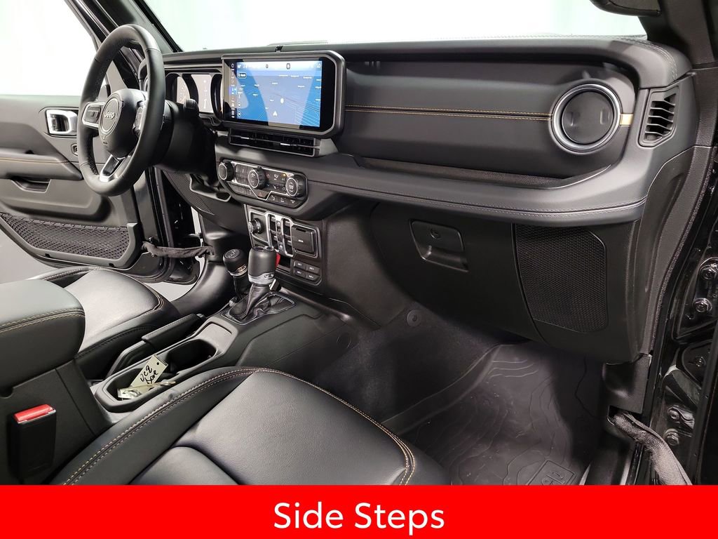 Used 2025 Jeep Wrangler Sahara AWD/4WD image 22