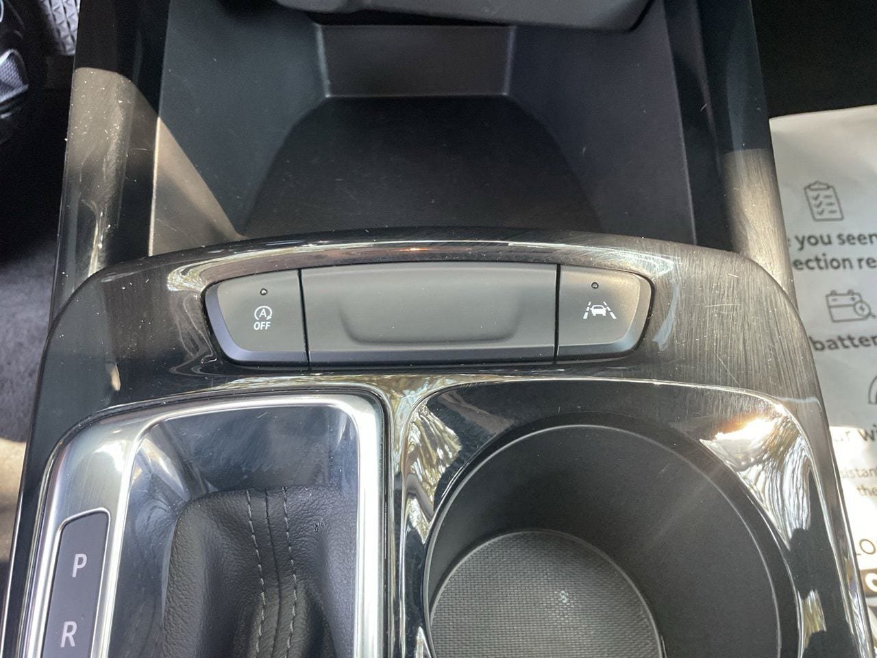 Used 2025 Chevrolet Trax LT w/ LT Convenience Package FWD image 25
