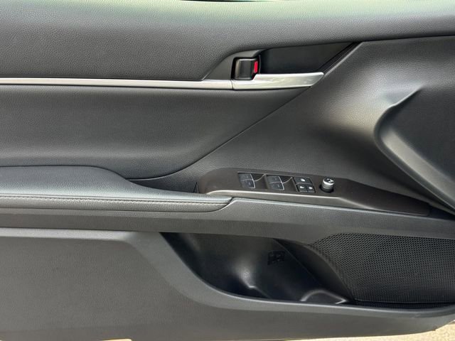 Used 2023 Toyota Camry XSE image 14